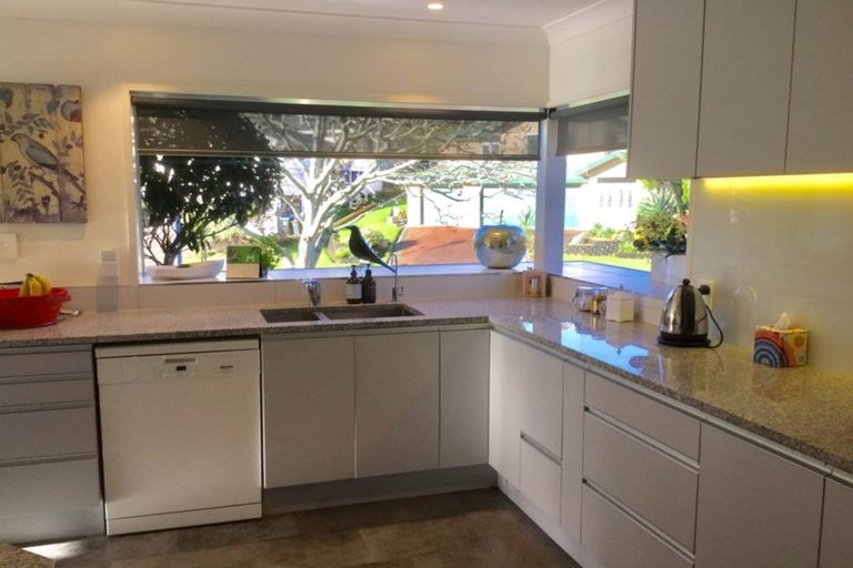 Photo of property in 10 Cove Lane, Mount Wellington, Auckland, 1060