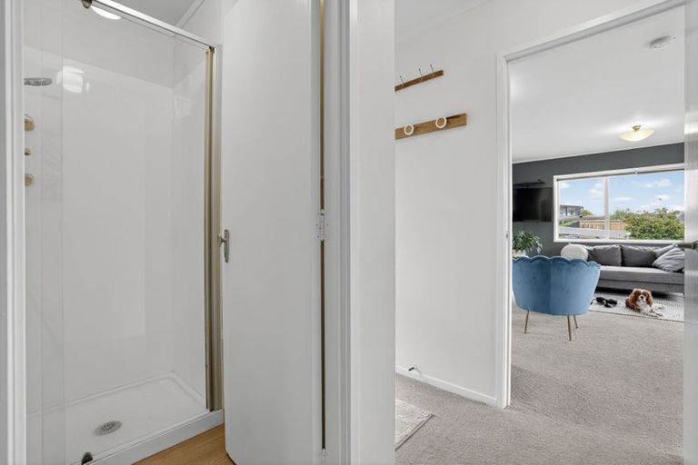 Photo of property in 2/155 Verbena Road, Birkdale, Auckland, 0626