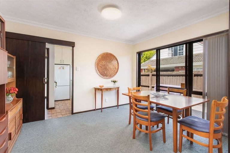 Photo of property in 1/18 Rembrandt Place, Burnside, Christchurch, 8053