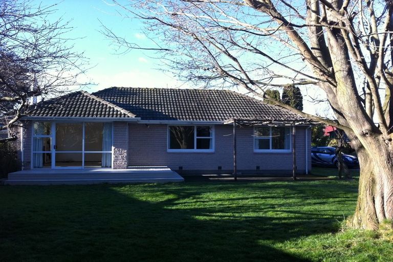 Photo of property in 27 Wolsey Place, Hillmorton, Christchurch, 8025