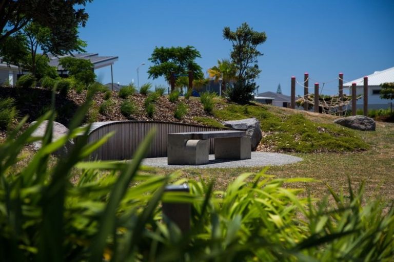 Photo of property in 44 Montiicola Drive, Papamoa Beach, Papamoa, 3118