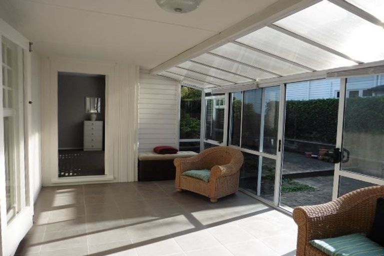 Photo of property in 5 Mcdougall Avenue, St Albans, Christchurch, 8014