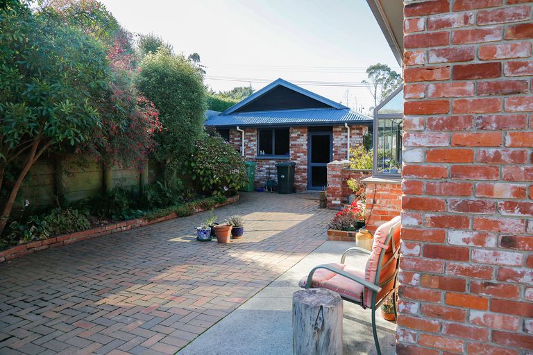 Photo of property in 22 Jessop Street, South Hill, Oamaru, 9400