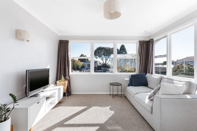 Photo of property in 23 Karaka Road, Otumoetai, Tauranga, 3110