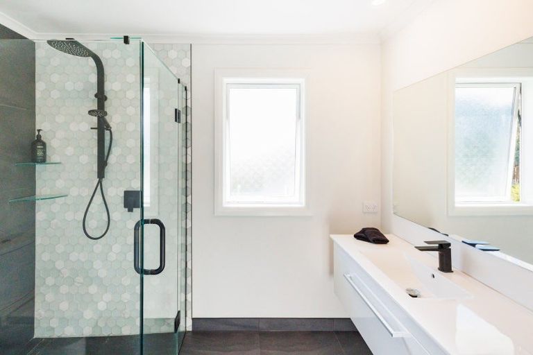 Photo of property in 123d James Line, Kelvin Grove, Palmerston North, 4414