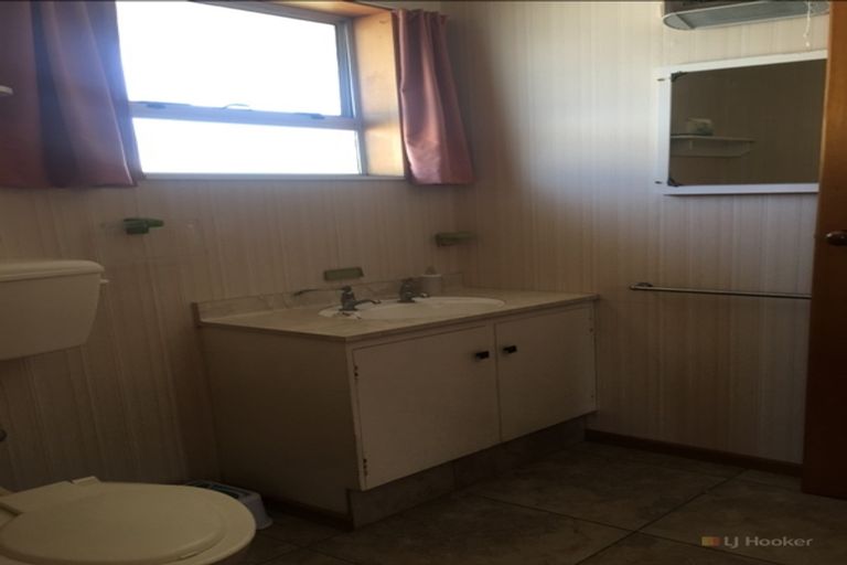 Photo of property in 154 Queen Street, Waimate, 7924