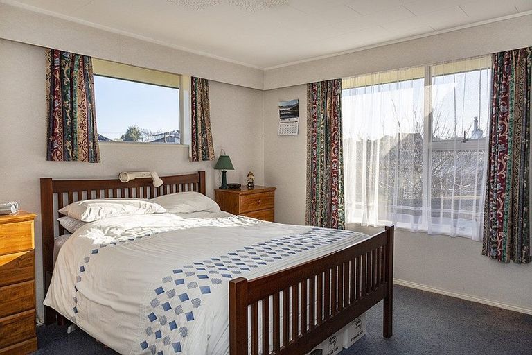 Photo of property in 15 Arthur Street, Holmes Hill, Oamaru, 9401