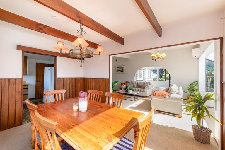 Photo of property in 1 Safari Crescent, Johnsonville, Wellington, 6037