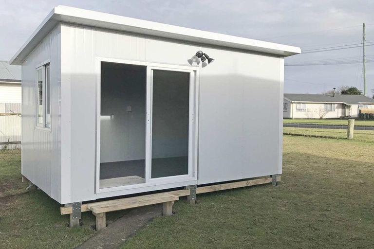 Photo of property in 2 Fergusson Street, Huntly, 3700