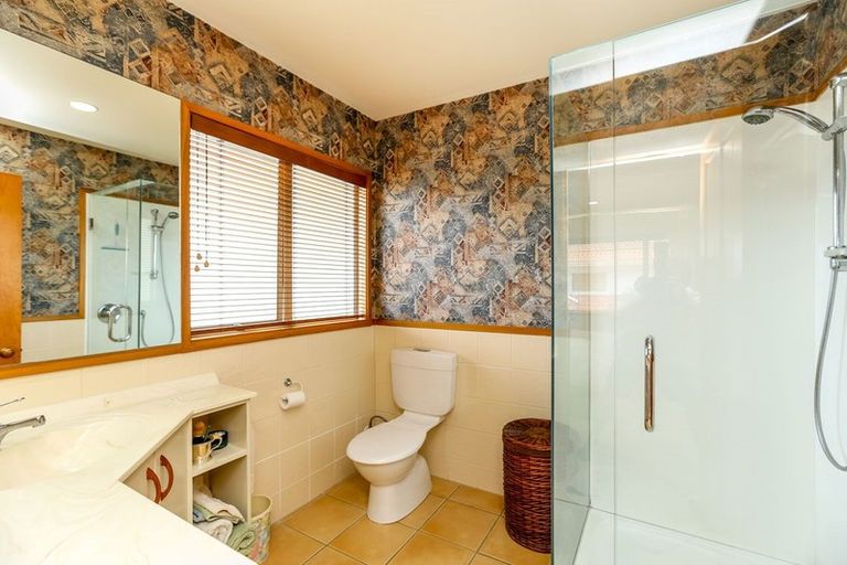 Photo of property in 3b Kawaroa Close, New Plymouth, 4310