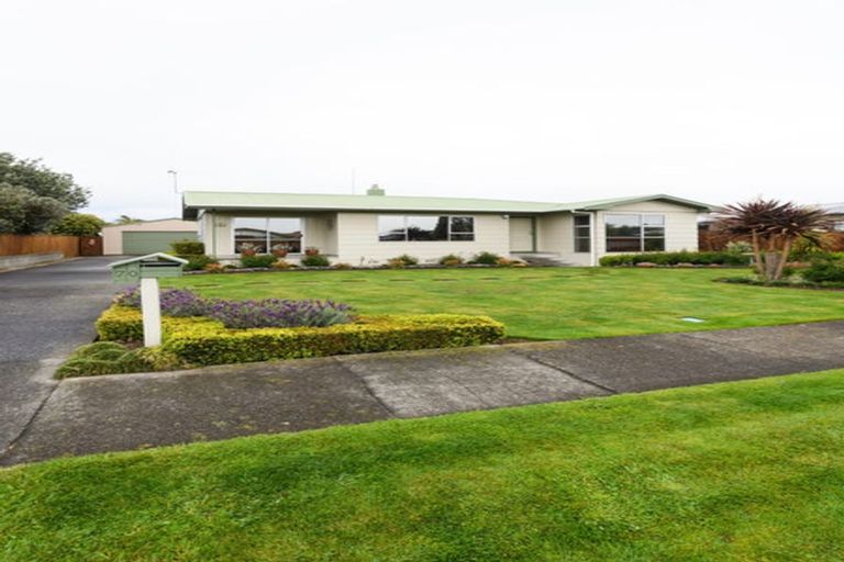 Photo of property in 70 Sherwill Street, Feilding, 4702