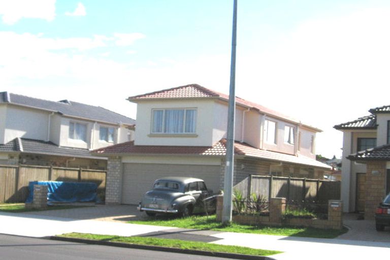 Photo of property in 75 Meadowland Drive, Somerville, Auckland, 2014