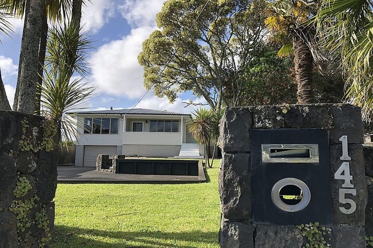 Photo of property in 145 Golf Road, Titirangi, Auckland, 0600