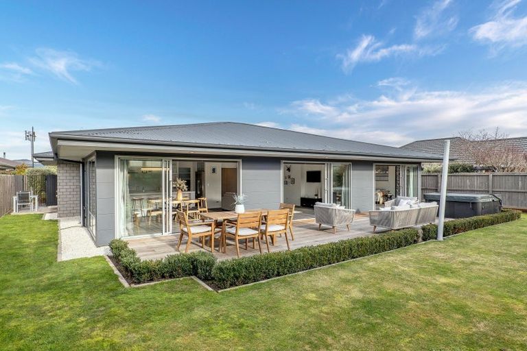 Photo of property in 11 Siding Lane, Prebbleton, 7604