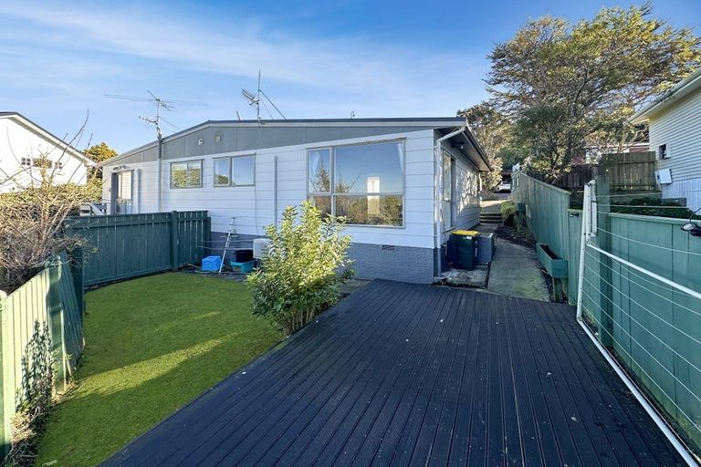 Photo of property in 10a Camellia Terrace, Maungaraki, Lower Hutt, 5010