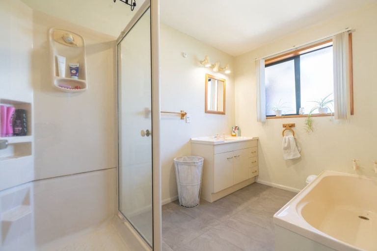 Photo of property in 3 Sylvia Baker Place, Te Anau, 9600