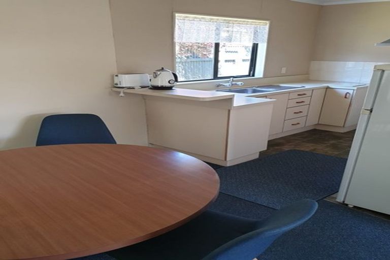 Photo of property in 33 Ruahine Street, Roslyn, Palmerston North, 4414