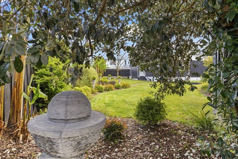 Photo of property in 9 Meads Place, Bulls, 4818