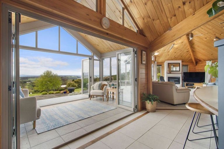 Photo of property in 320 Lindemann Road, Tahawai, Katikati, 3170