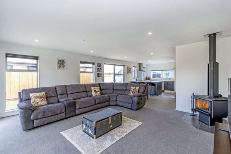 Photo of property in 10 Longcot Drive, Rolleston, 7615