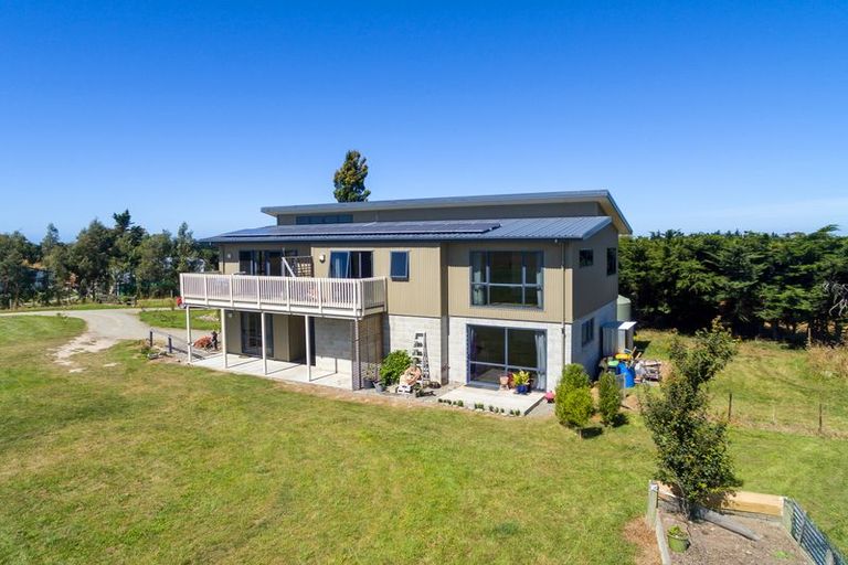 Photo of property in 10 Ellis Road, Normanby, Timaru, 7971