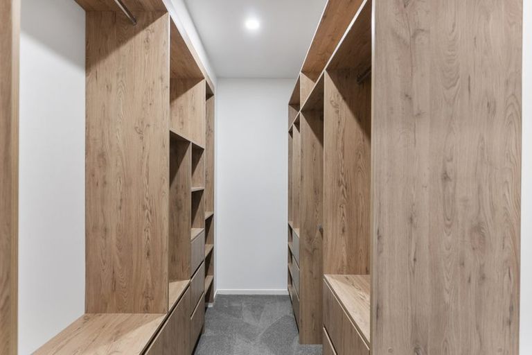 Photo of property in 52a Sycamore Drive, Sunnynook, Auckland, 0620