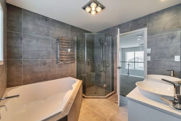 Photo of property in 97 Argento Avenue, Flat Bush, Auckland, 2019