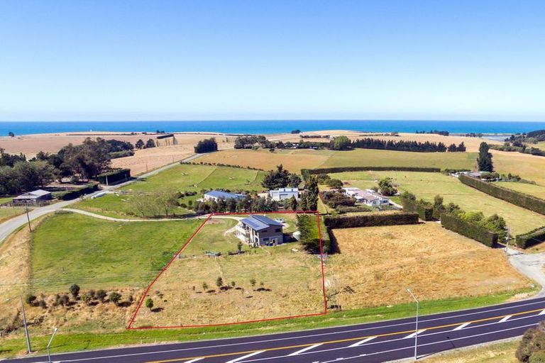 Photo of property in 10 Ellis Road, Normanby, Timaru, 7971