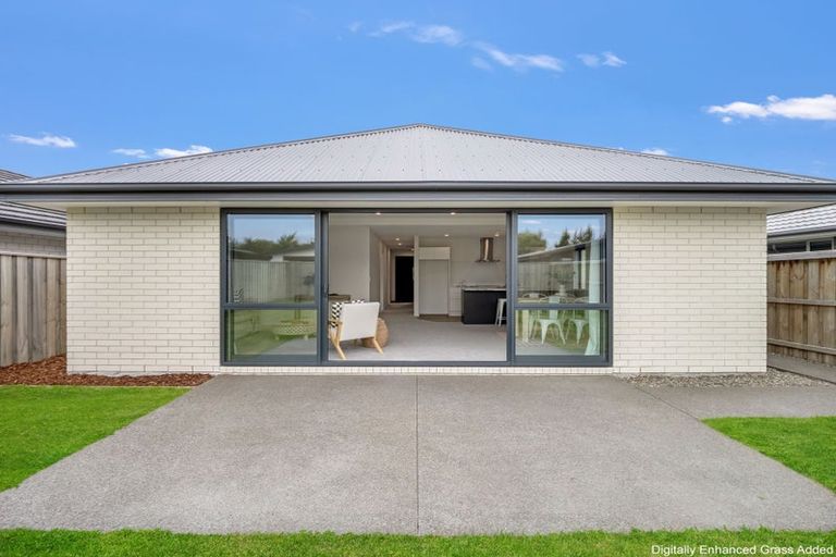 Photo of property in 26 Quinn Crescent, Woodend, 7610