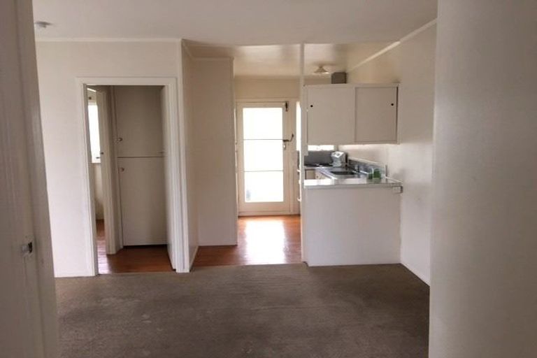 Photo of property in 28 Landscape Road, Papatoetoe, Auckland, 2025