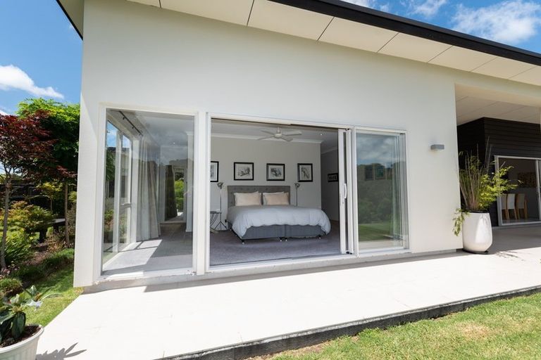 Photo of property in 8 Skippers Close, Haruru, 0204