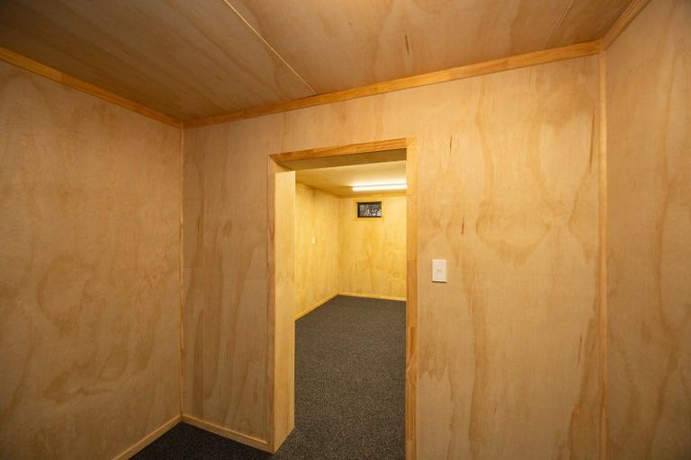 Photo of property in 221 Setters Line, Bunnythorpe, Palmerston North, 4478