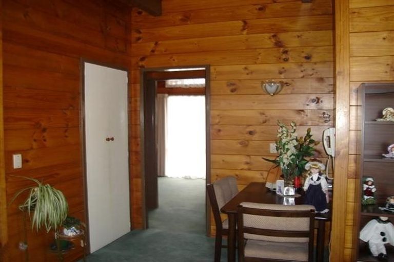 Photo of property in 137 Bell Road, Waiwhetu, Lower Hutt, 5010