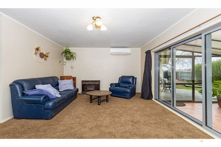 Photo of property in 39 Queen Street, Pareora, 7912