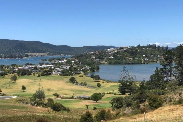 Photo of property in 17 Azimuth Road, Tairua, 3508