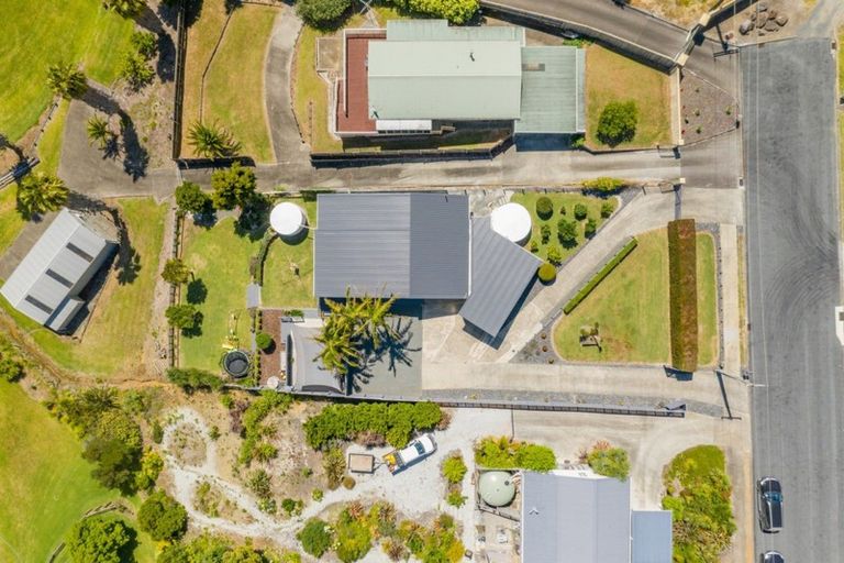 Photo of property in 28 Berghan Road, Coopers Beach, 0420