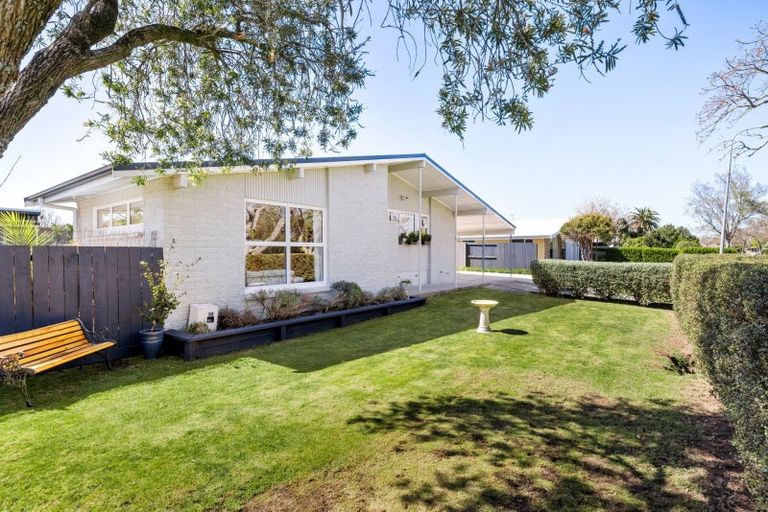 Photo of property in 34 Fuchsia Avenue, Pukete, Hamilton, 3200