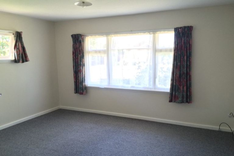Photo of property in 6 Twyford Street, Bishopdale, Christchurch, 8053