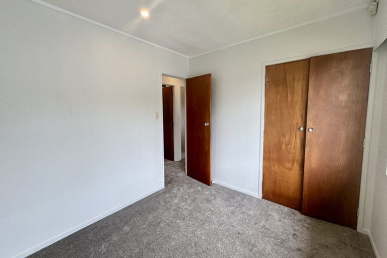 Photo of property in 1/38a Blakeborough Drive, Forrest Hill, Auckland, 0620
