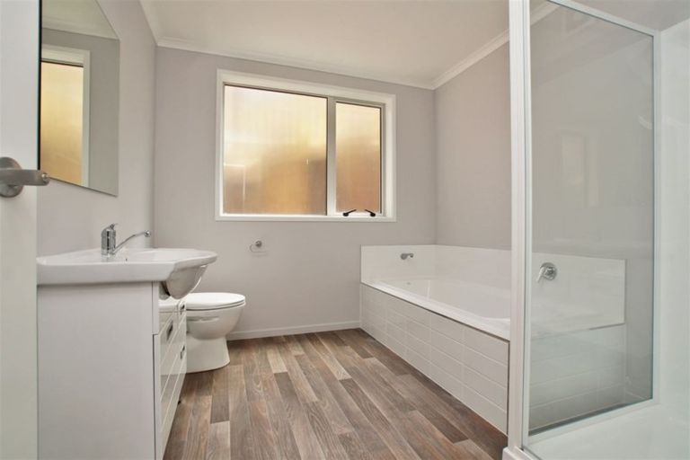 Photo of property in 2 Matlock Lane, Dinsdale, Hamilton, 3204