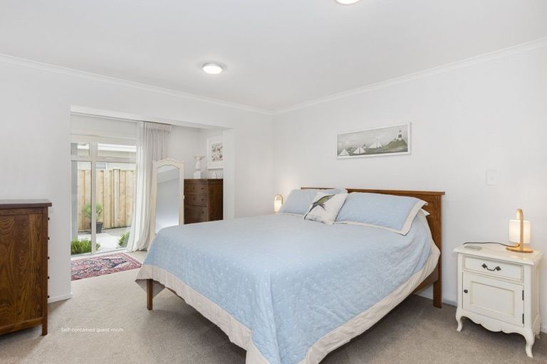 Photo of property in 33a Marine Parade, Mount Maunganui, 3116