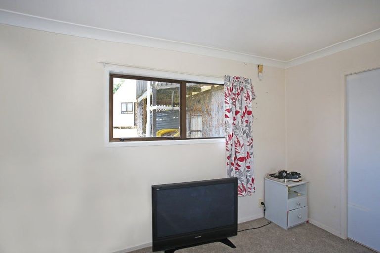 Photo of property in 26 Kingsclere Place, Goodwood Heights, Auckland, 2105
