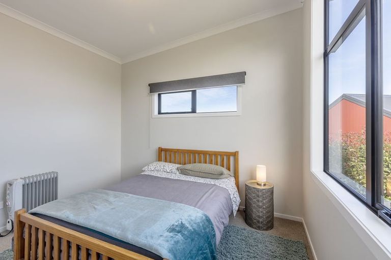 Photo of property in 71 John Norrie Place, Motuoapa, 3382