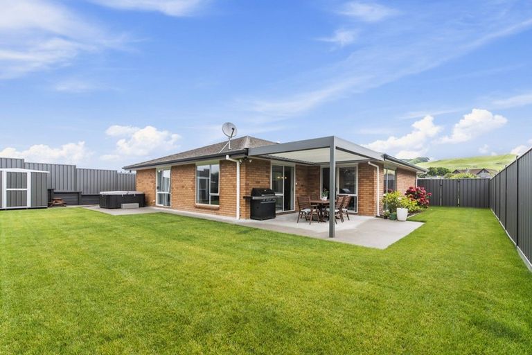 Photo of property in 5 Hamon Place, Pukehangi, Rotorua, 3015