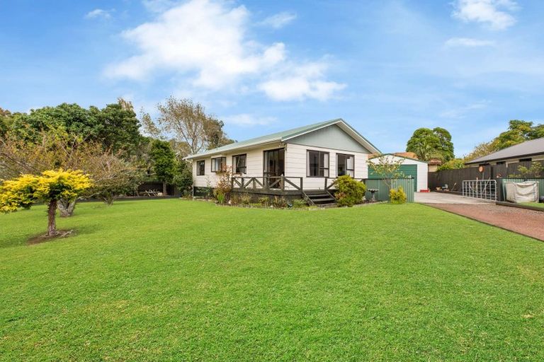 Photo of property in 43 Stevenson Road, Clarks Beach, 2122