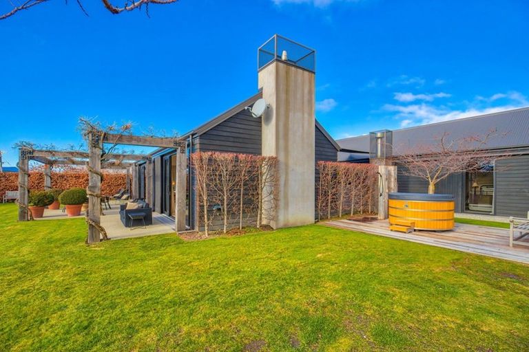 Photo of property in 20 Elderberry Crescent, Wanaka, 9305