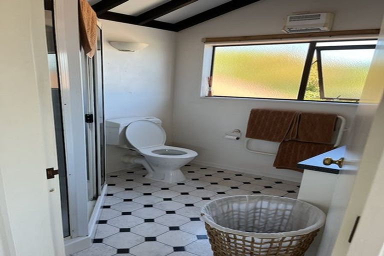 Photo of property in 32a Francis Road, Paraparaumu Beach, Paraparaumu, 5032