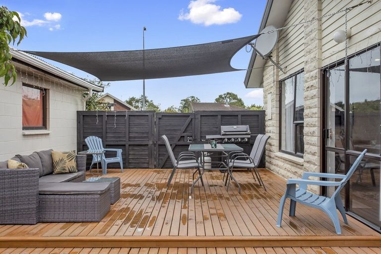 Photo of property in 257 Queenspark Drive, Parklands, Christchurch, 8083