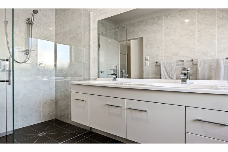 Photo of property in 7 Barnsley Crescent, West Melton, 7618