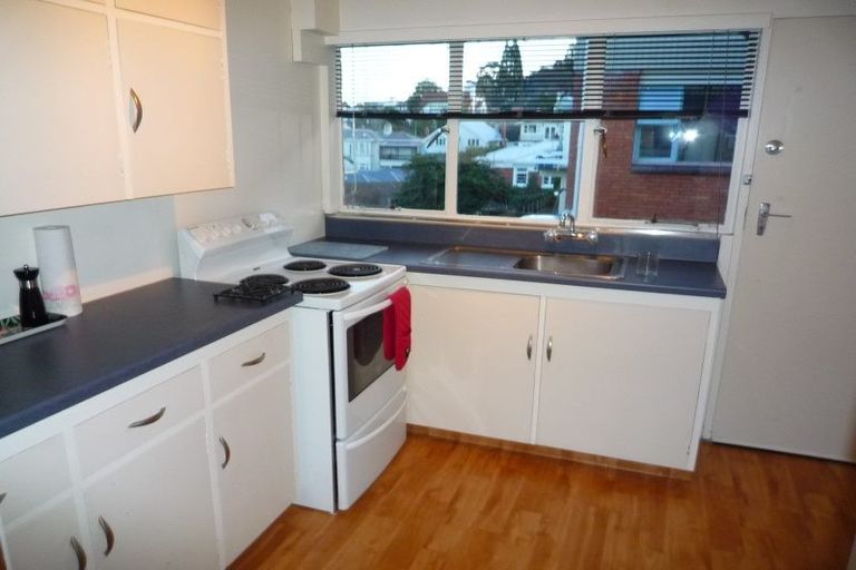 Photo of property in 1/120 London Street, Dunedin Central, Dunedin, 9016